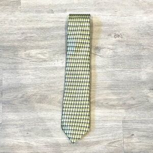 Arrow 100% Silk Green Tie